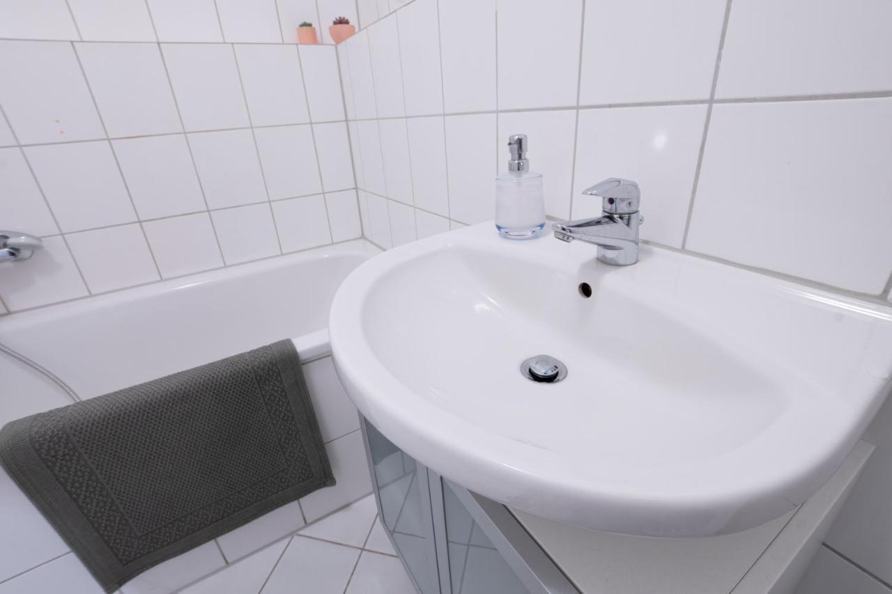 Zwickau Mittendrin, Tolles Balkon-Apartment Exteriör bild