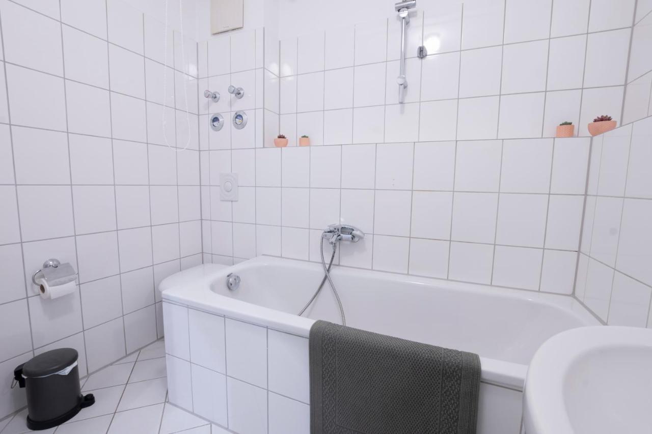 Zwickau Mittendrin, Tolles Balkon-Apartment Exteriör bild